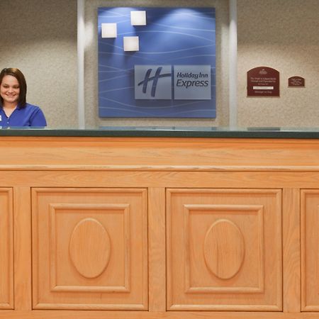 Holiday Inn Express & Suites Alliance By Ihg Buitenkant foto