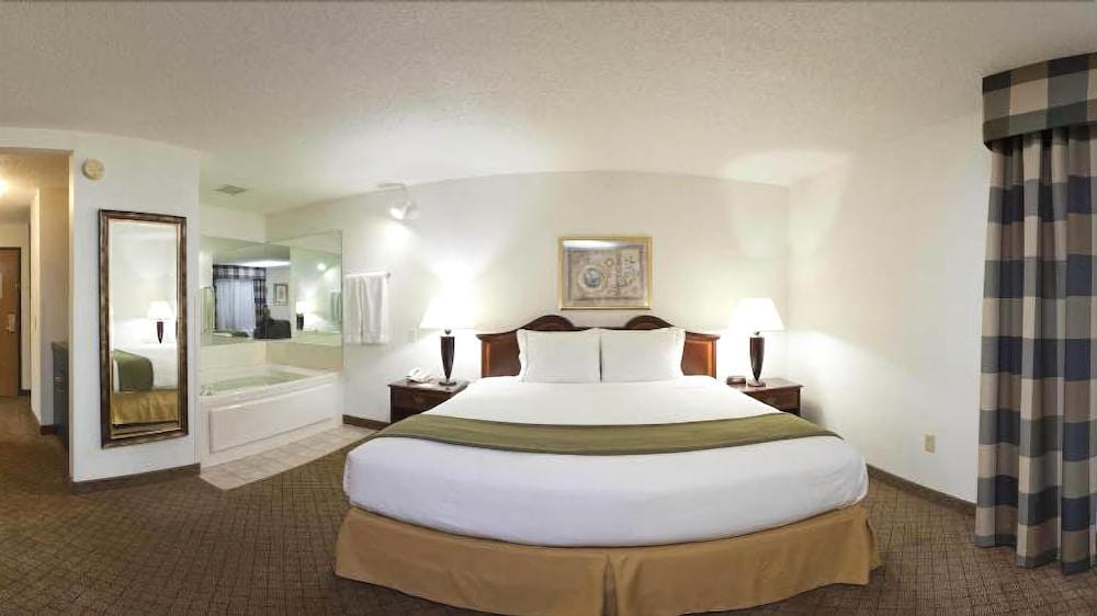 Holiday Inn Express & Suites Alliance By Ihg Buitenkant foto