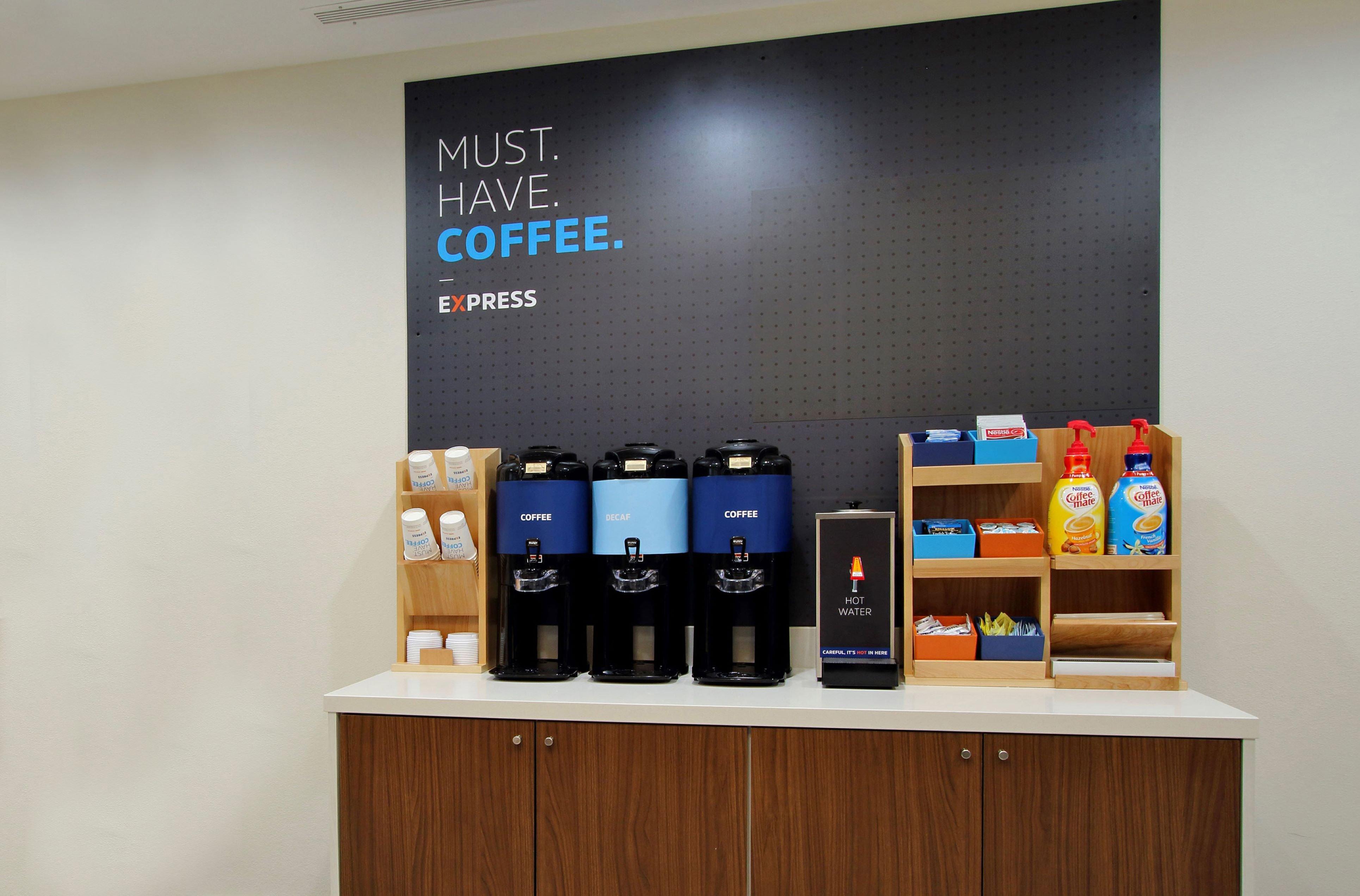 Holiday Inn Express & Suites Alliance By Ihg Buitenkant foto