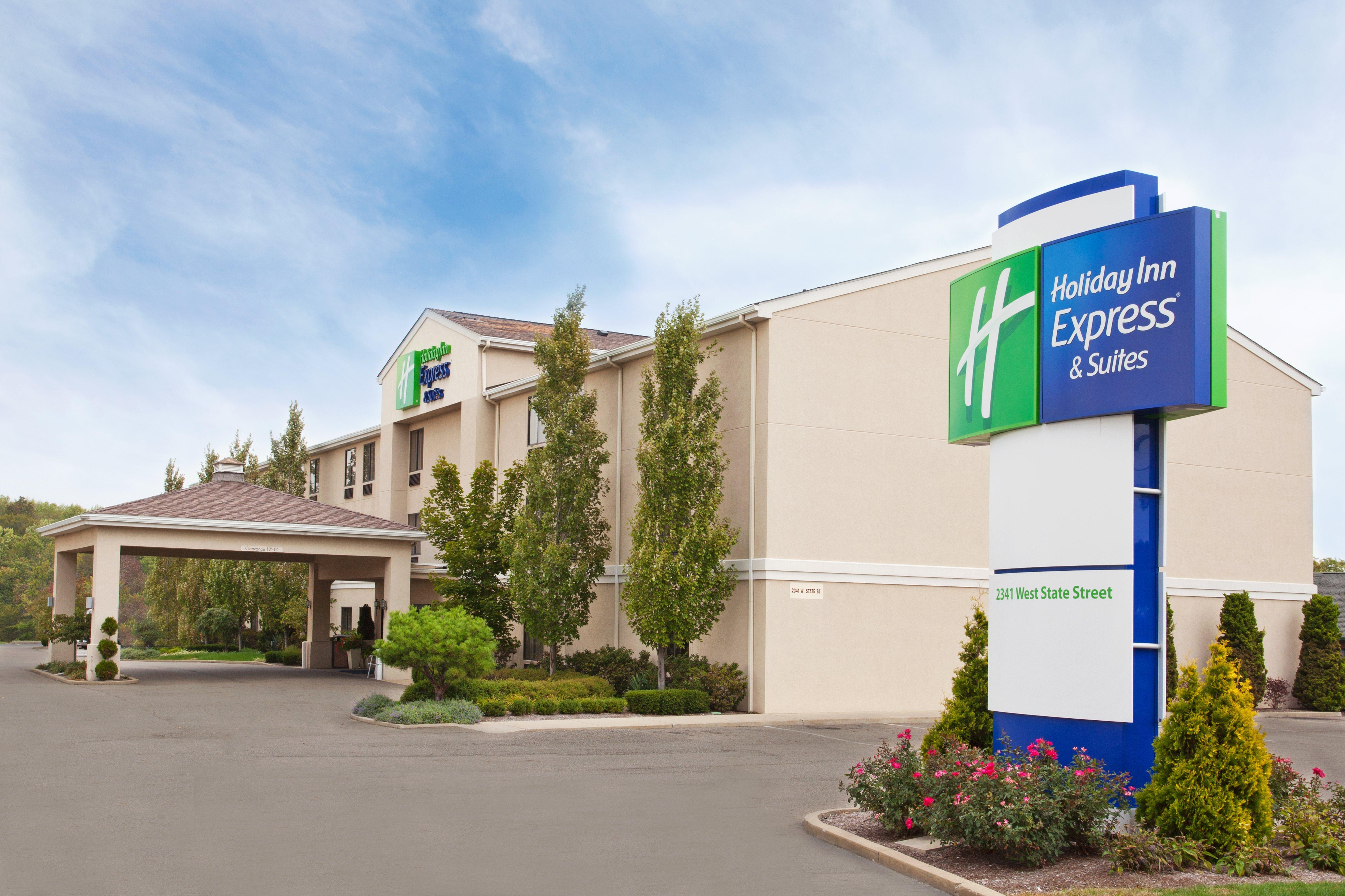 Holiday Inn Express & Suites Alliance By Ihg Buitenkant foto