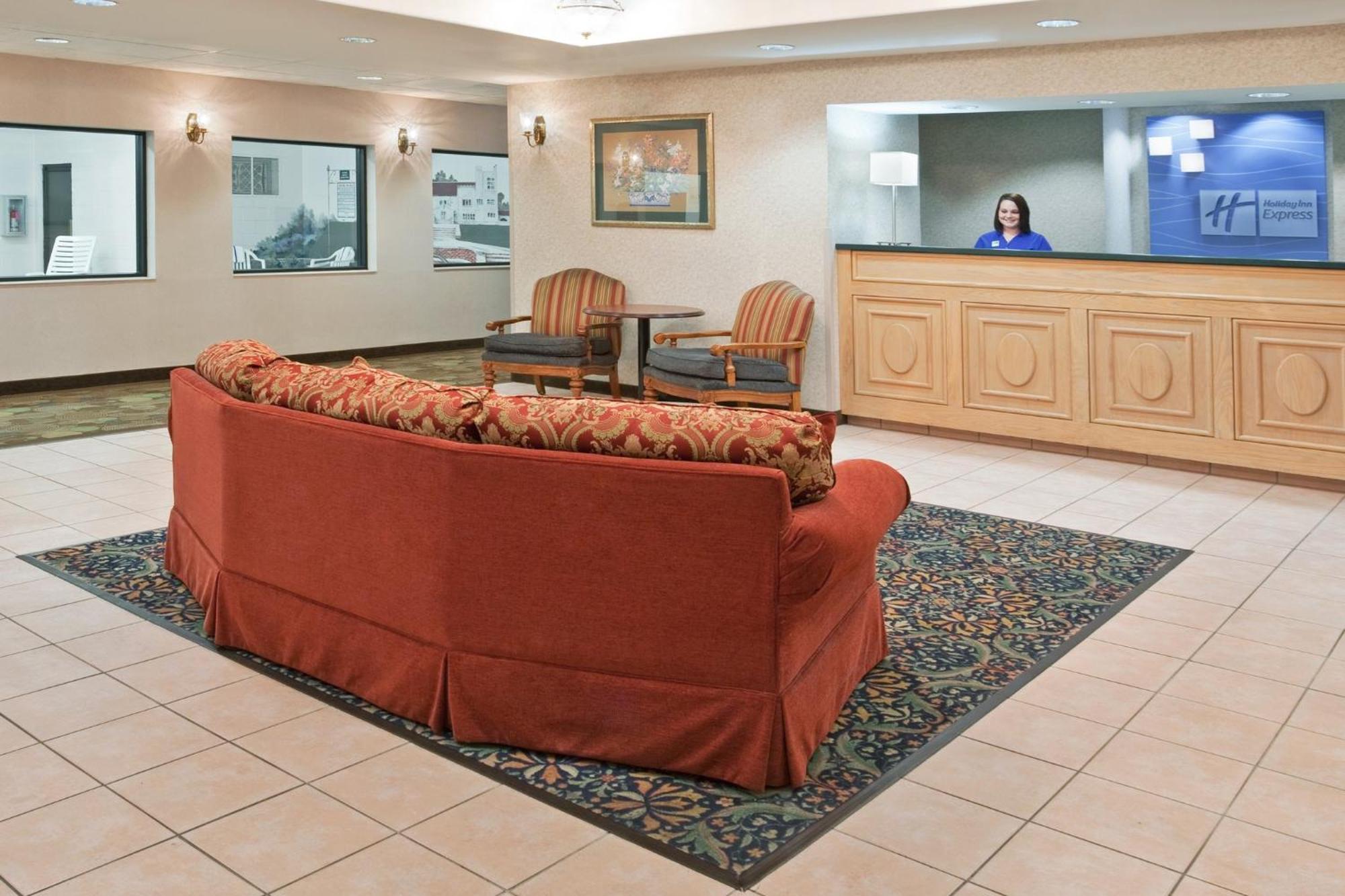 Holiday Inn Express & Suites Alliance By Ihg Buitenkant foto