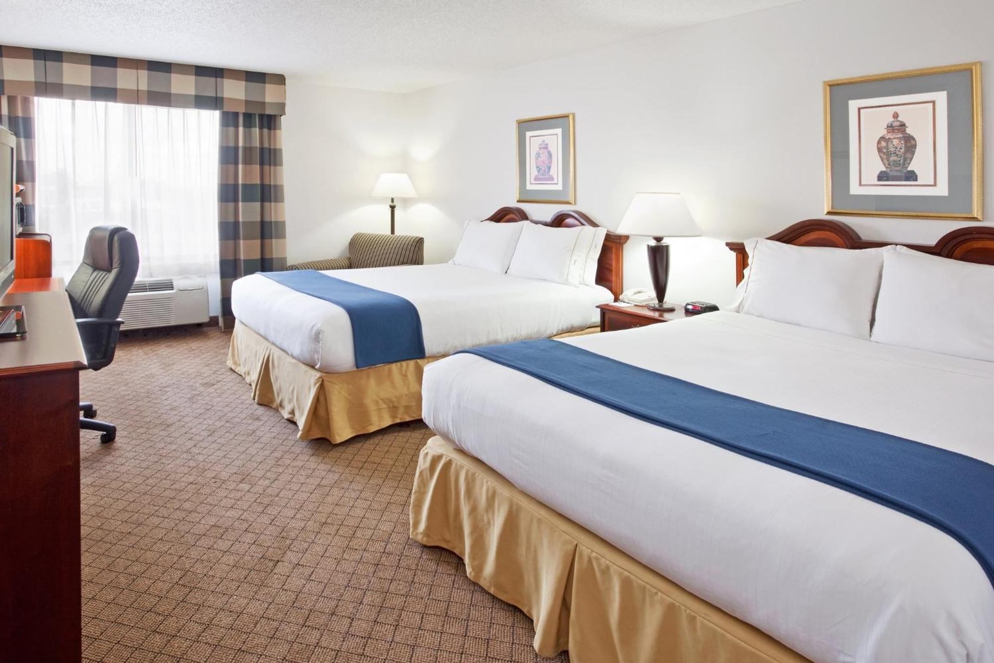 Holiday Inn Express & Suites Alliance By Ihg Buitenkant foto